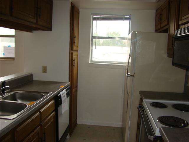 4934 Allisonville Road Indianapolis, IN 46205 - Photo 5 of 9 Gallery Image 5