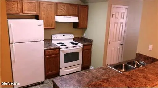 $925 | 17359 Avondale Circle, D'Iberville, MS 39540