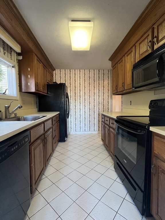 2205 Boston Road, Unit D38 Wilbraham, MA 01095 - Photo 9 of 40 Gallery Image 9