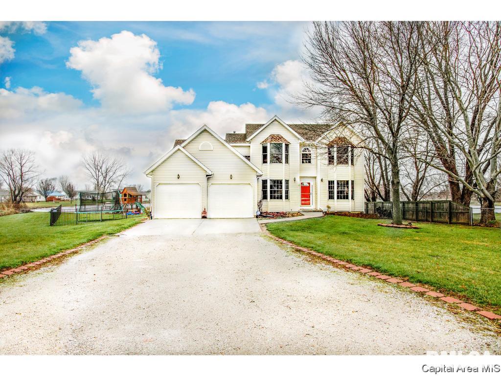 14297 Prairie Trail Athens, IL 62613 - Photo 1 of 30 Gallery Image 1