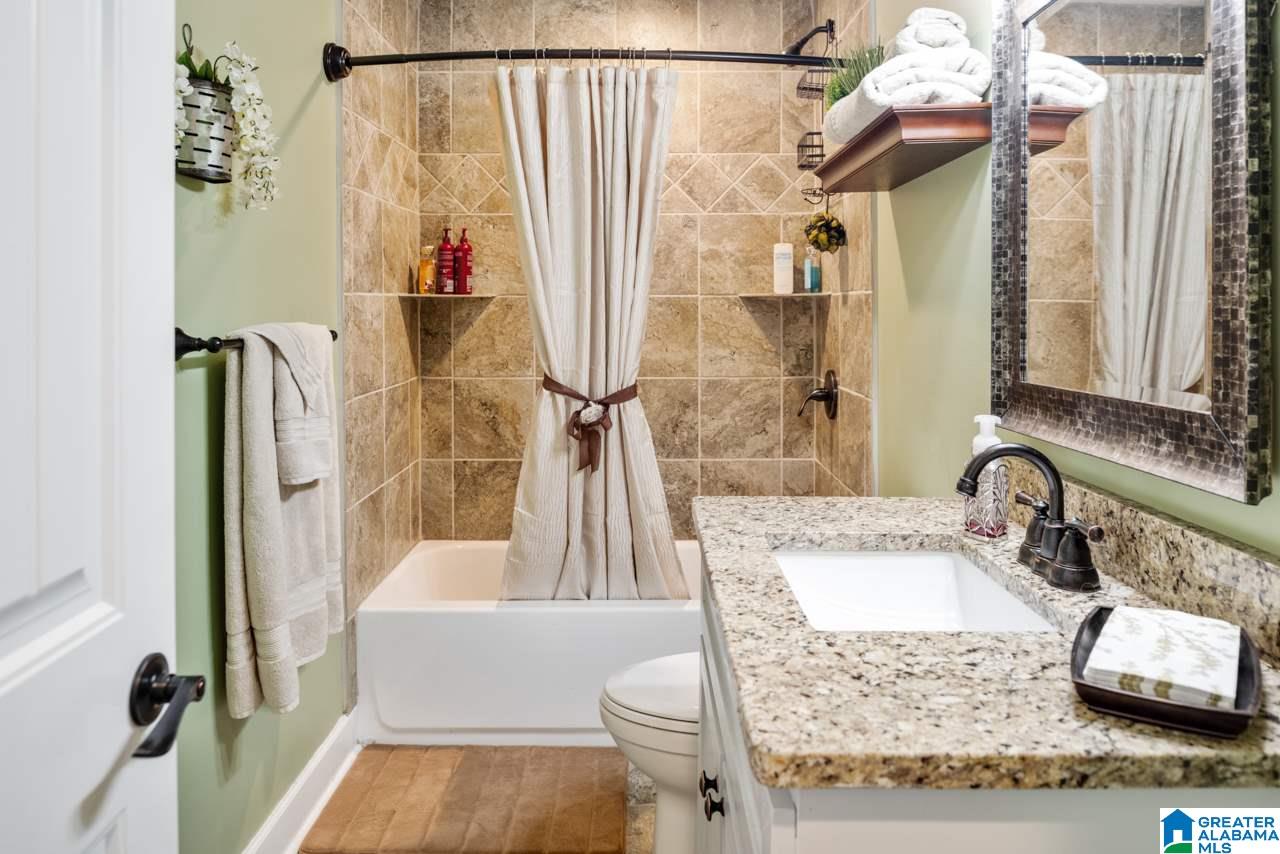 111 Royal Oaks Road Leeds, AL 35094 - Photo 32 of 46