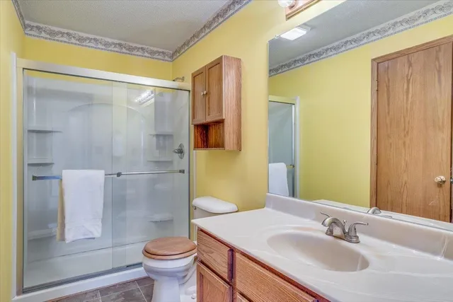 $225,000 | 9776 Southeast Elvis Road, Leon, KS 67074