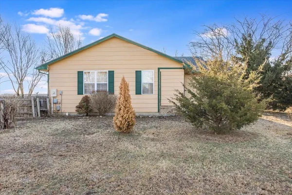 $225,000 | 9776 Southeast Elvis Road, Leon, KS 67074