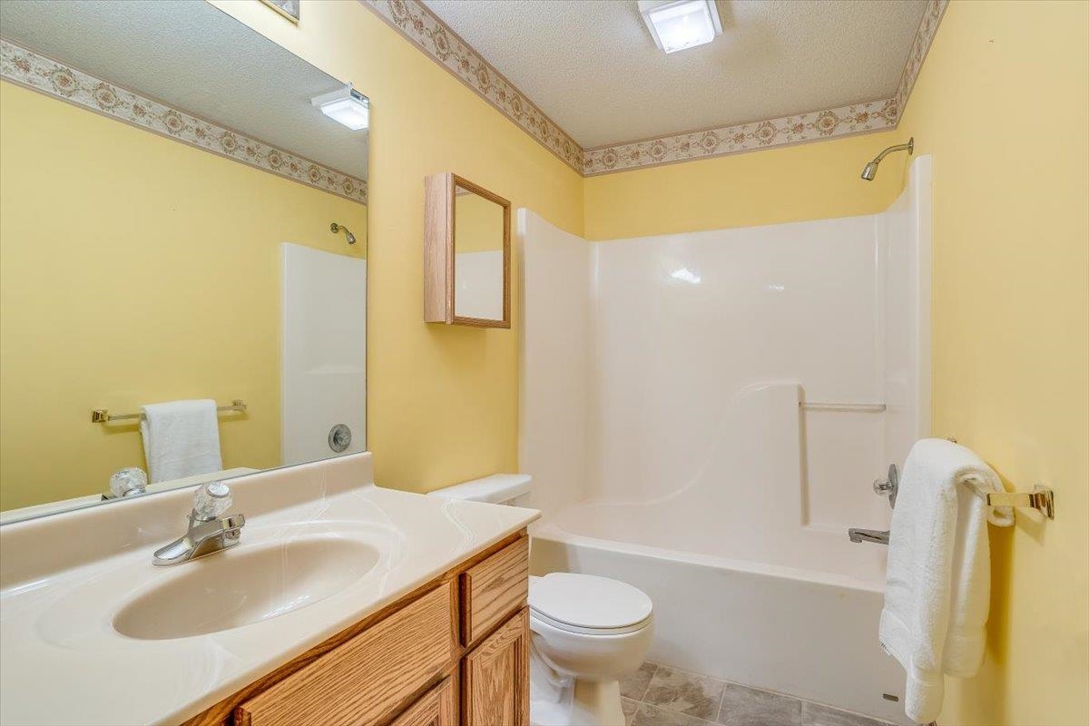 9776 Southeast Elvis Road Leon, KS 67074 - Photo 25 of 34