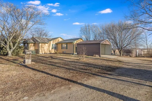 $225,000 | 9776 Southeast Elvis Road, Leon, KS 67074