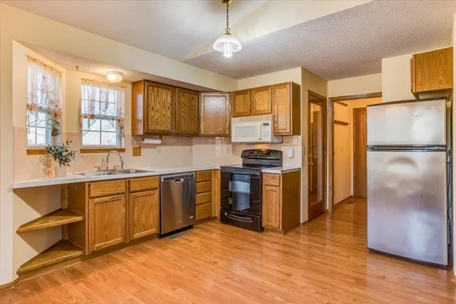 $225,000 | 9776 Southeast Elvis Road, Leon, KS 67074