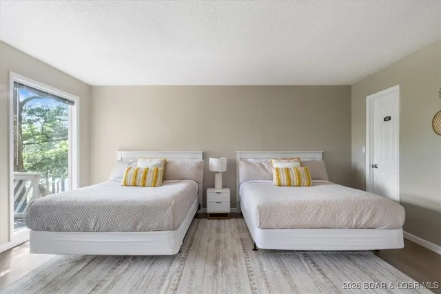 $399,900 | 392 Hopetown Drive, Osage Beach, MO 65065