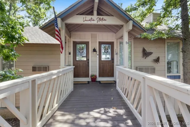 $399,900 | 392 Hopetown Drive, Osage Beach, MO 65065