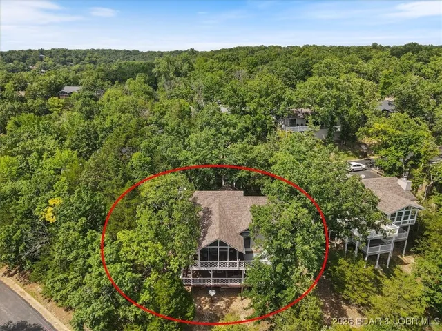 $399,900 | 392 Hopetown Drive, Osage Beach, MO 65065