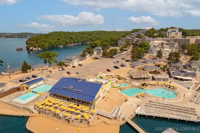 $399,900 | 392 Hopetown Drive, Osage Beach, MO 65065