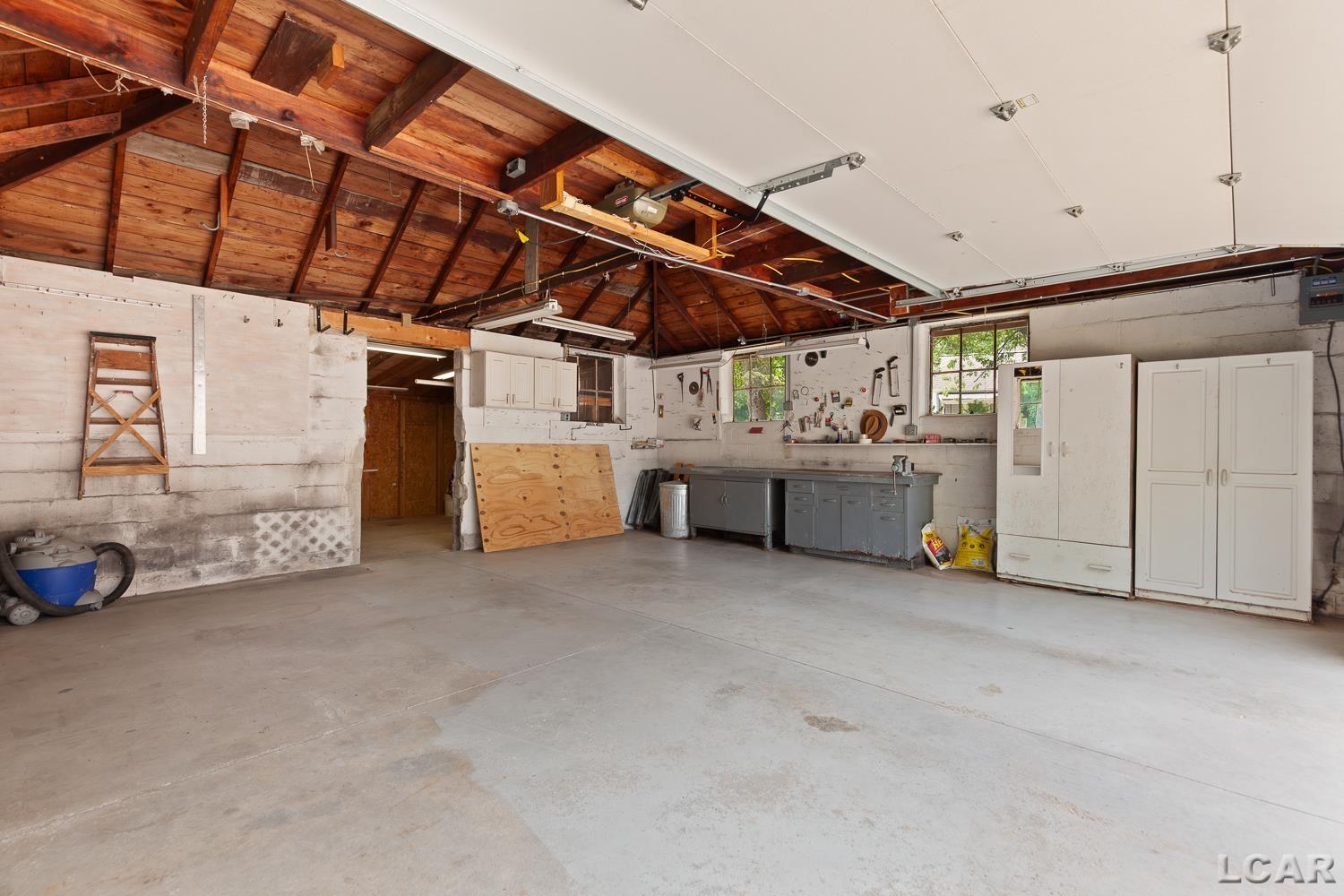 302 Croswell Street Adrian, MI 49221 - Photo 46 of 58