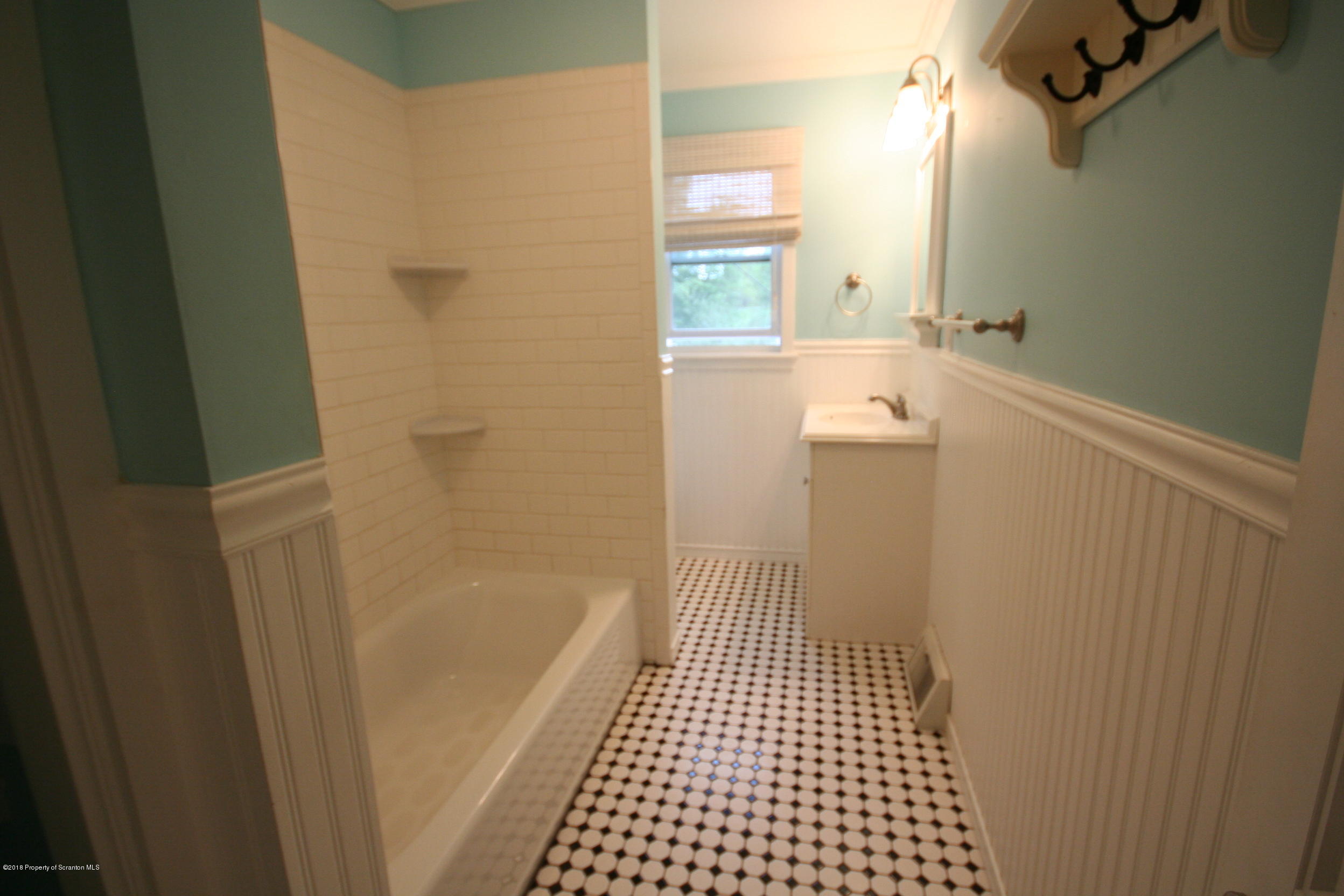 144 Shust Road Carbondale, PA 18407 - Photo 11 of 22 Gallery Image 11