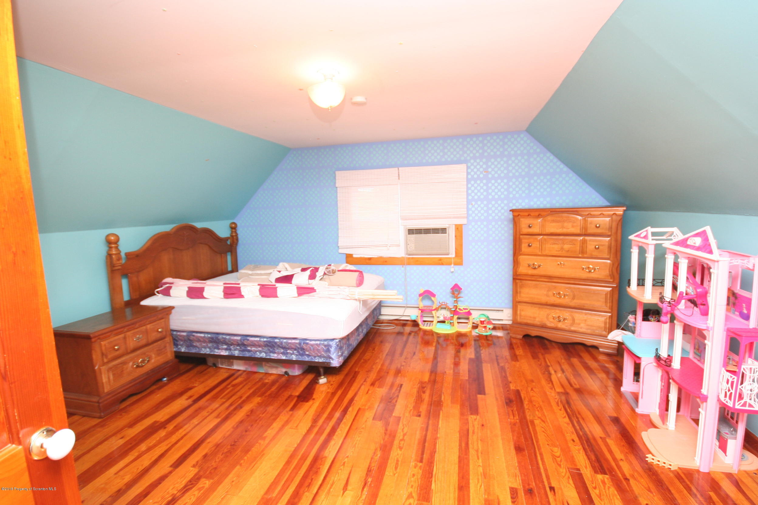 144 Shust Road Carbondale, PA 18407 - Photo 17 of 22 Gallery Image 17