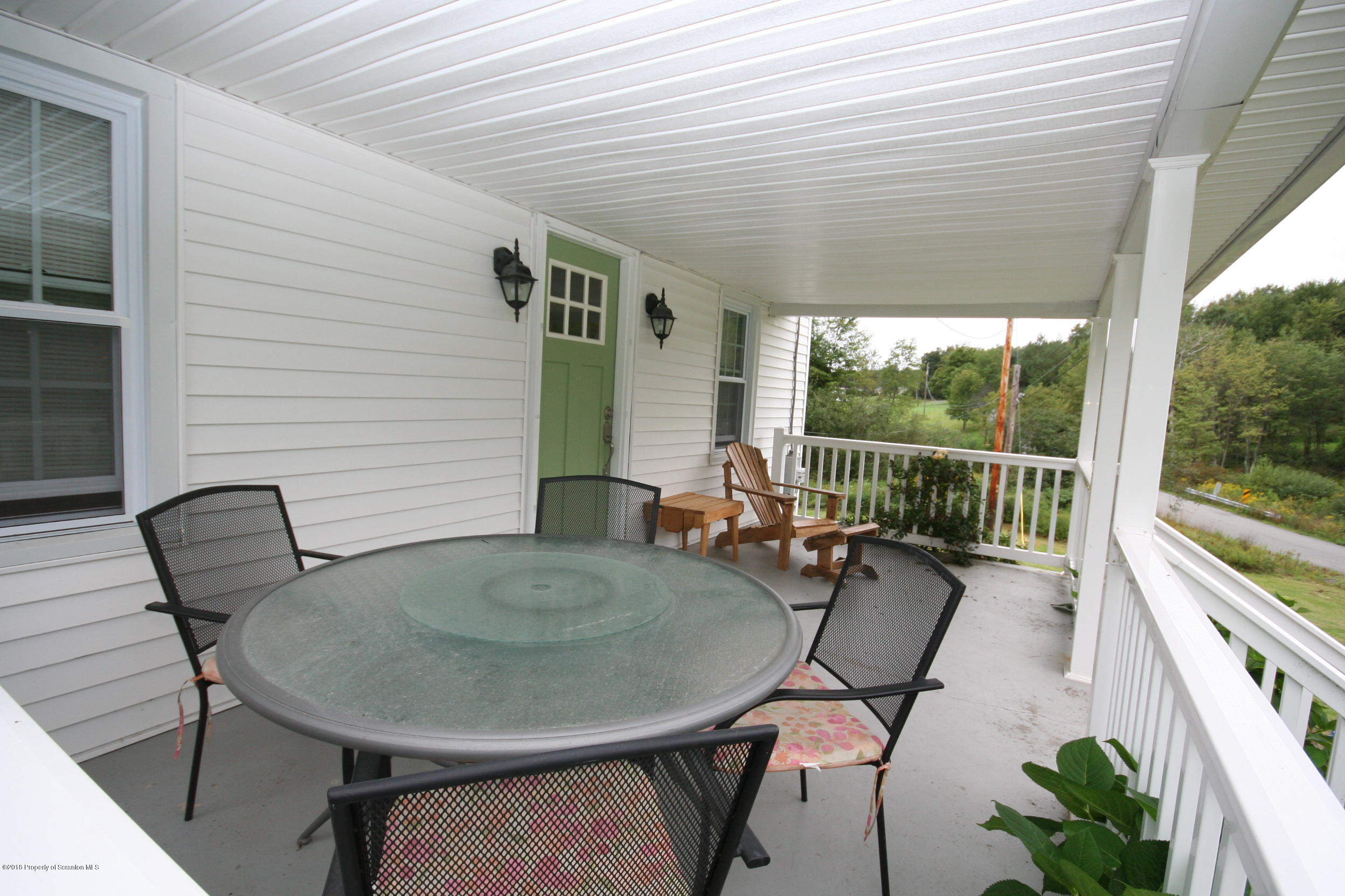 144 Shust Road Carbondale, PA 18407 - Photo 4 of 22 Gallery Image 4