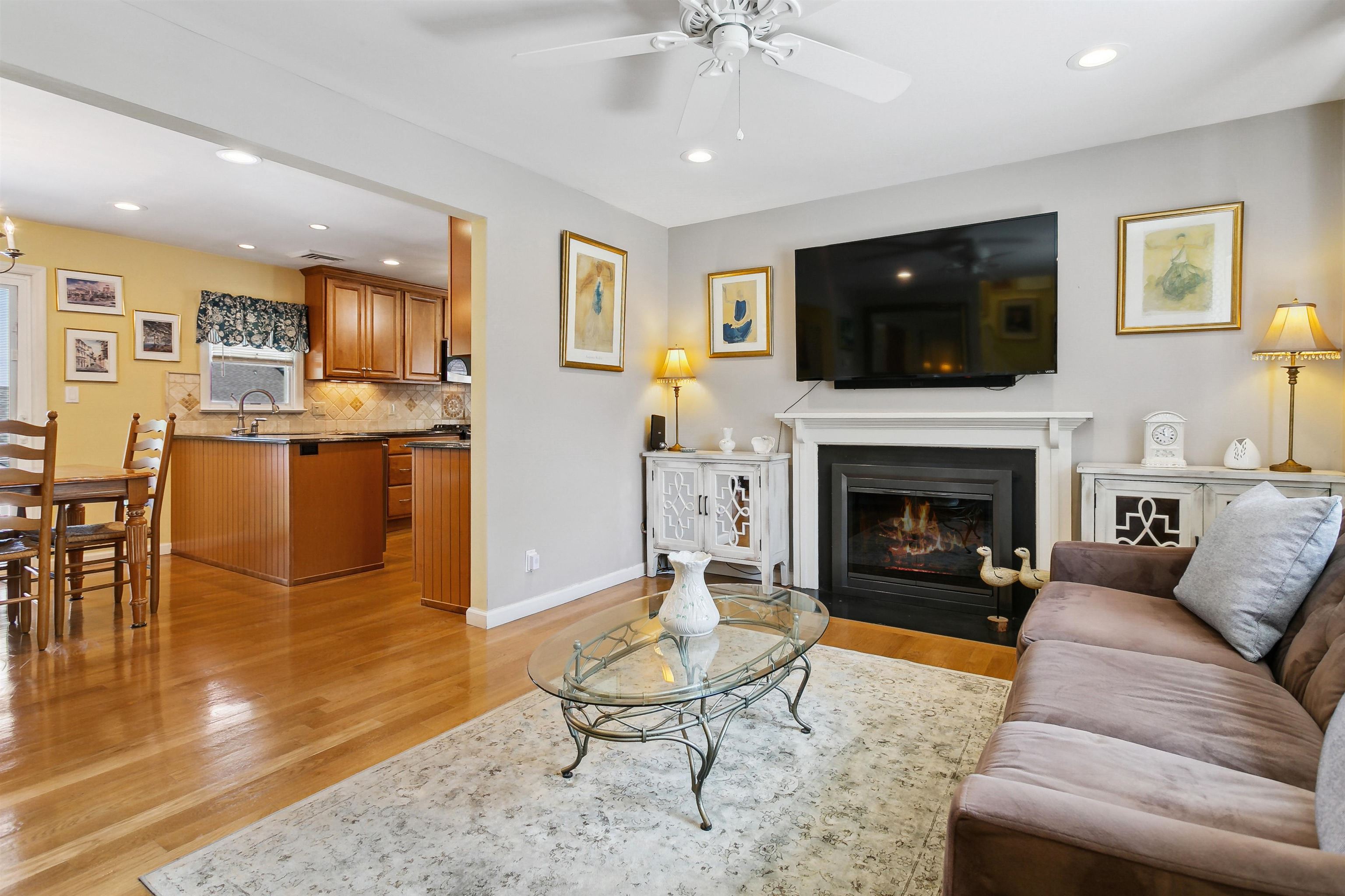 83 Garden Street Wood-Ridge, NJ 07075 - Photo 5 of 37 Gallery Image 5