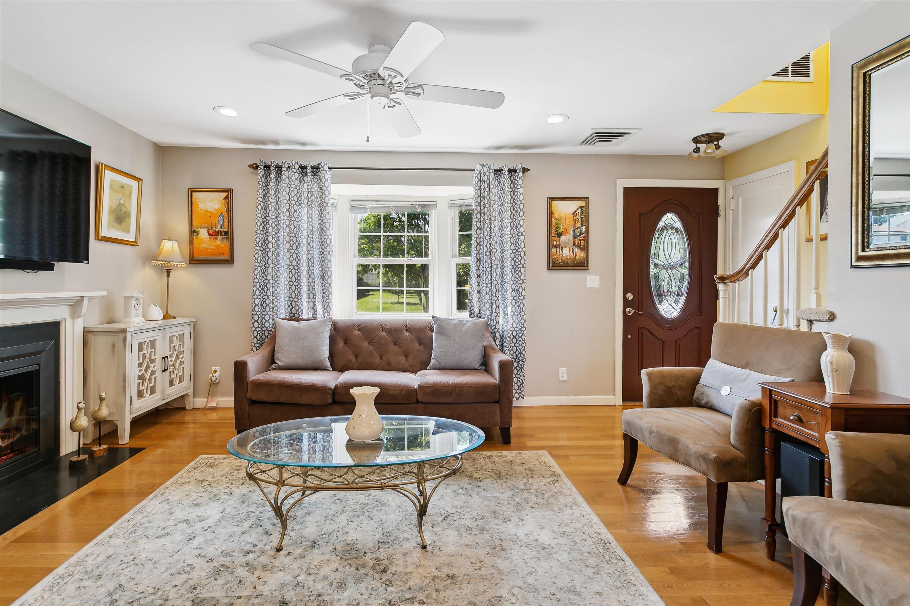83 Garden Street Wood-Ridge, NJ 07075 - Photo 6 of 37 Gallery Image 6