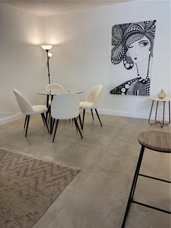 $1,750 | 1551 12th, Unit 12A, Hollywood, FL 33019