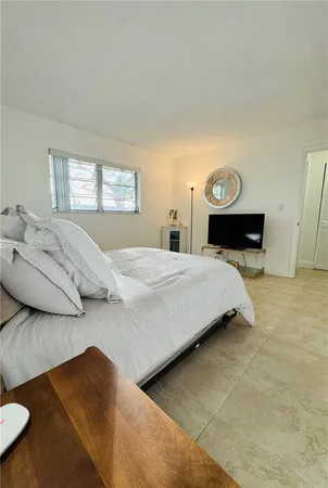 $1,750 | 1551 12th, Unit 12A, Hollywood, FL 33019