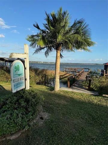 $290,000 | 314 Belle Ayre Drive, Mount Dora, FL 32757