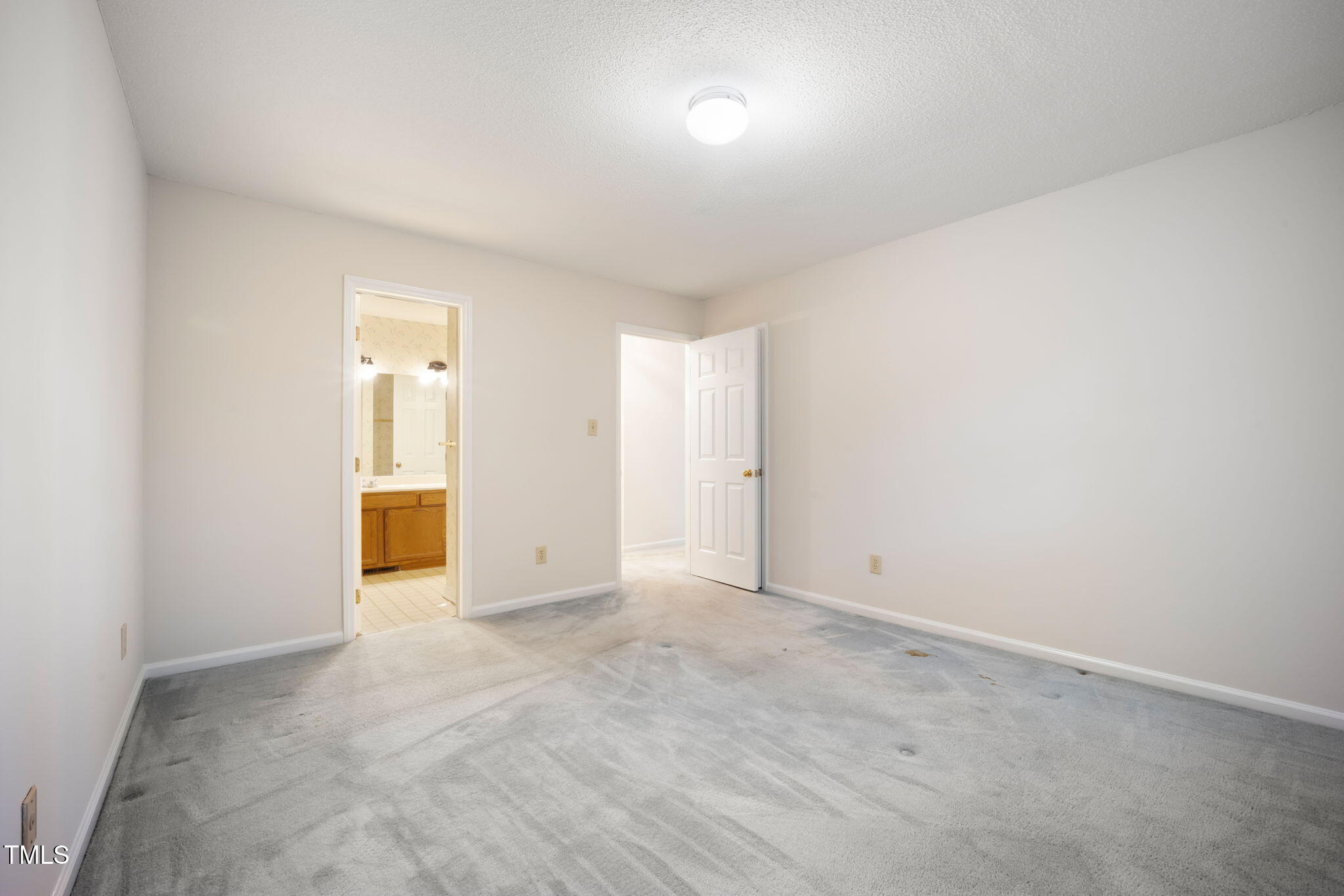 1001 High Lake Court Raleigh, NC 27606 - Photo 16 of 37 1st flr rear bdrm to bath