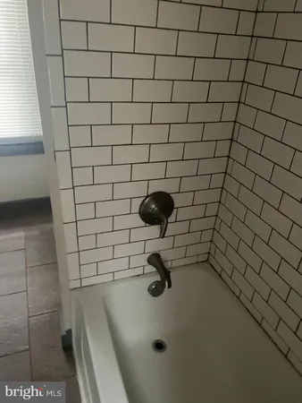 $1,900 | 309 West Avenue, Pitman, NJ 08071