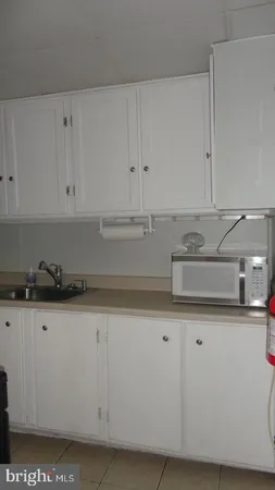 $1,900 | 309 West Avenue, Pitman, NJ 08071