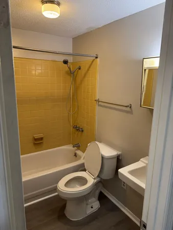$687 | 126 Franks Court, Unit 21, Collinsville, VA 24078