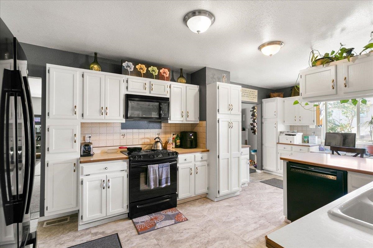 8511 North Austin Road Spokane, WA 99208 - Photo 4 of 24