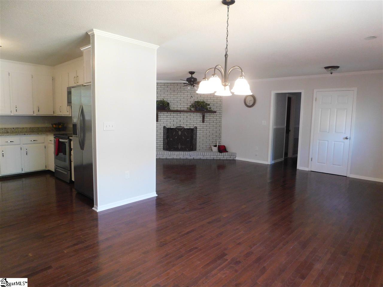 408 Van Martin Road Anderson, SC 29621 - Photo 11 of 36