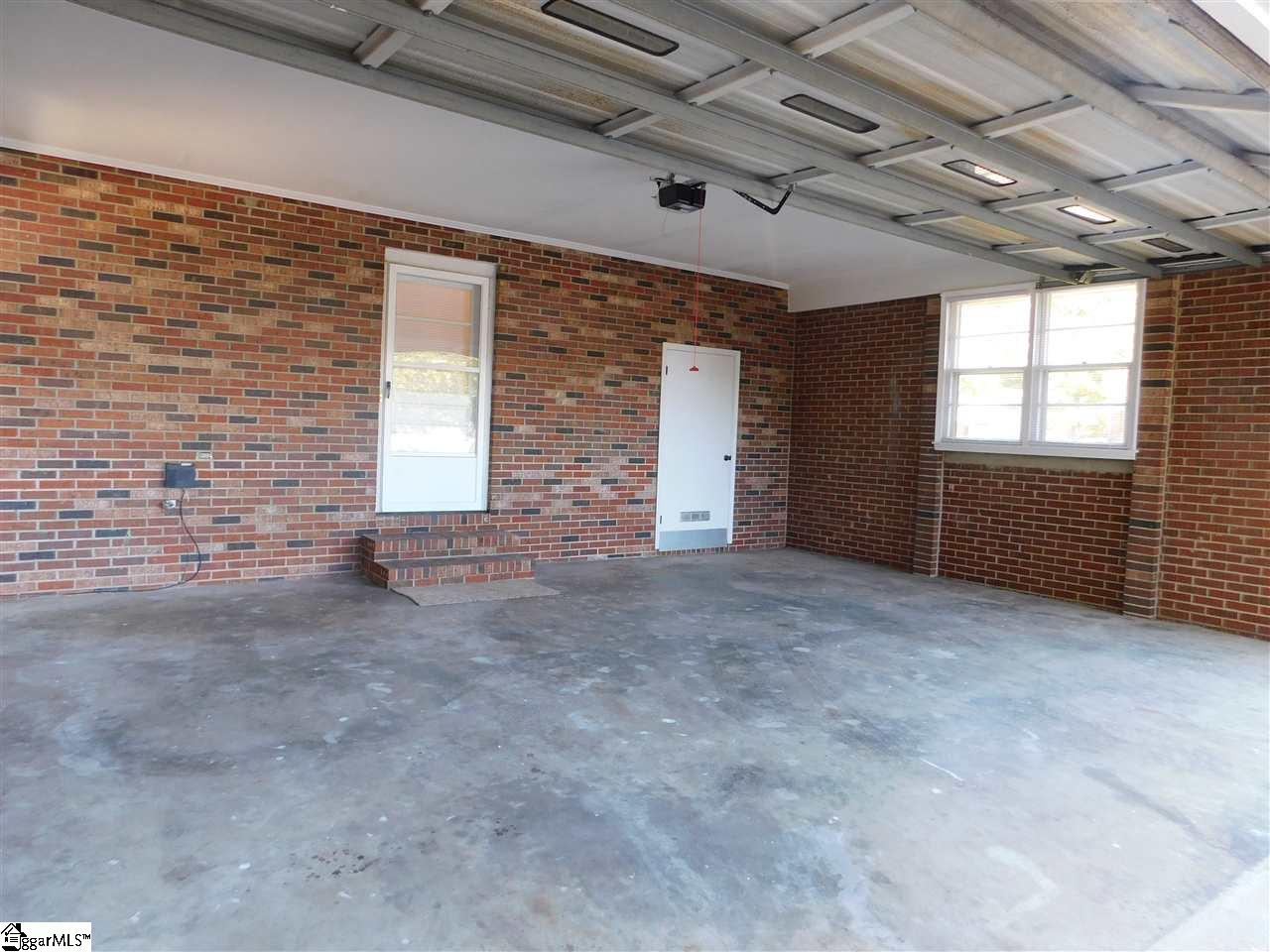 408 Van Martin Road Anderson, SC 29621 - Photo 29 of 36