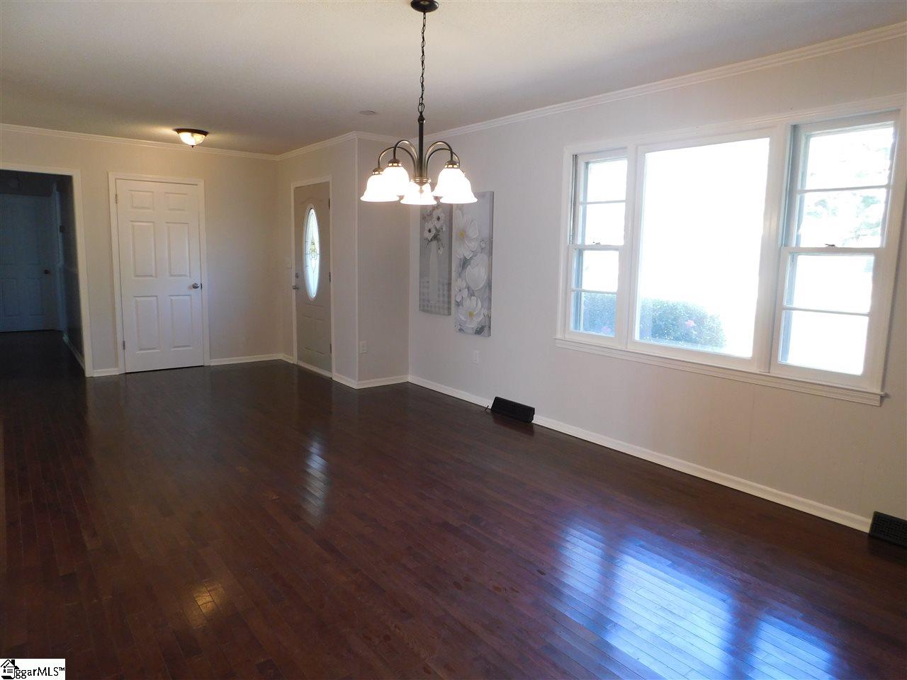 408 Van Martin Road Anderson, SC 29621 - Photo 8 of 36