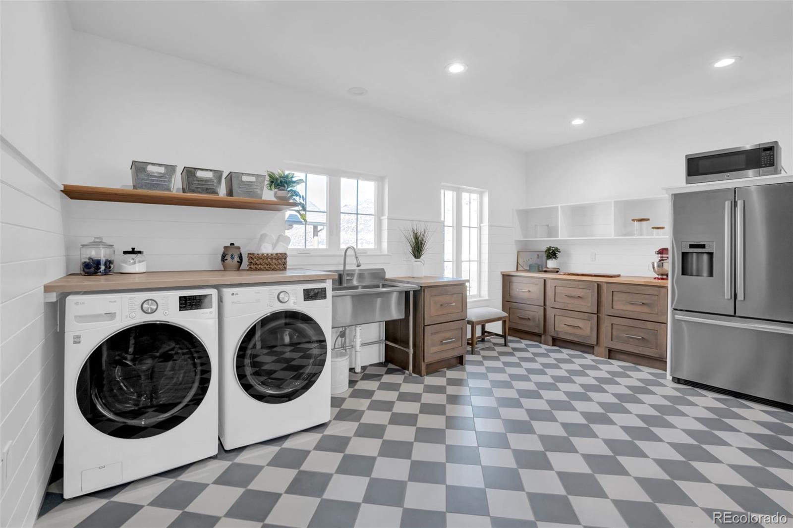 15116 Lyons Ridge Drive Morrison, CO 80465 - Photo 14 of 49