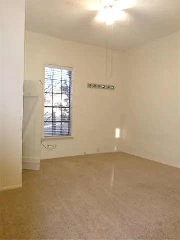 $1,700 | 1519 South Highway 67, Cedar Hill, TX 75104