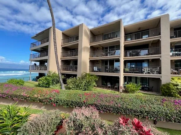 $2,500 | 3823 Lower Honoapiilani Road, Unit 307, Lahaina, HI 96761