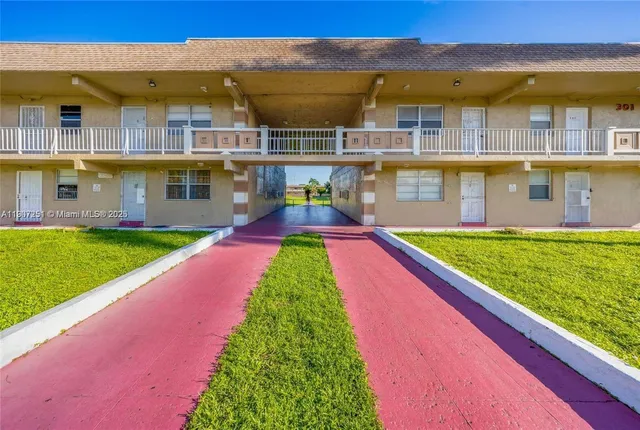 $148,500 | 505 Northwest 177th Street, Unit 111, Miami Gardens, FL 33169