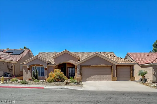 $670,000 | 223 Chestnut Ridge Circle, Henderson, NV 89012