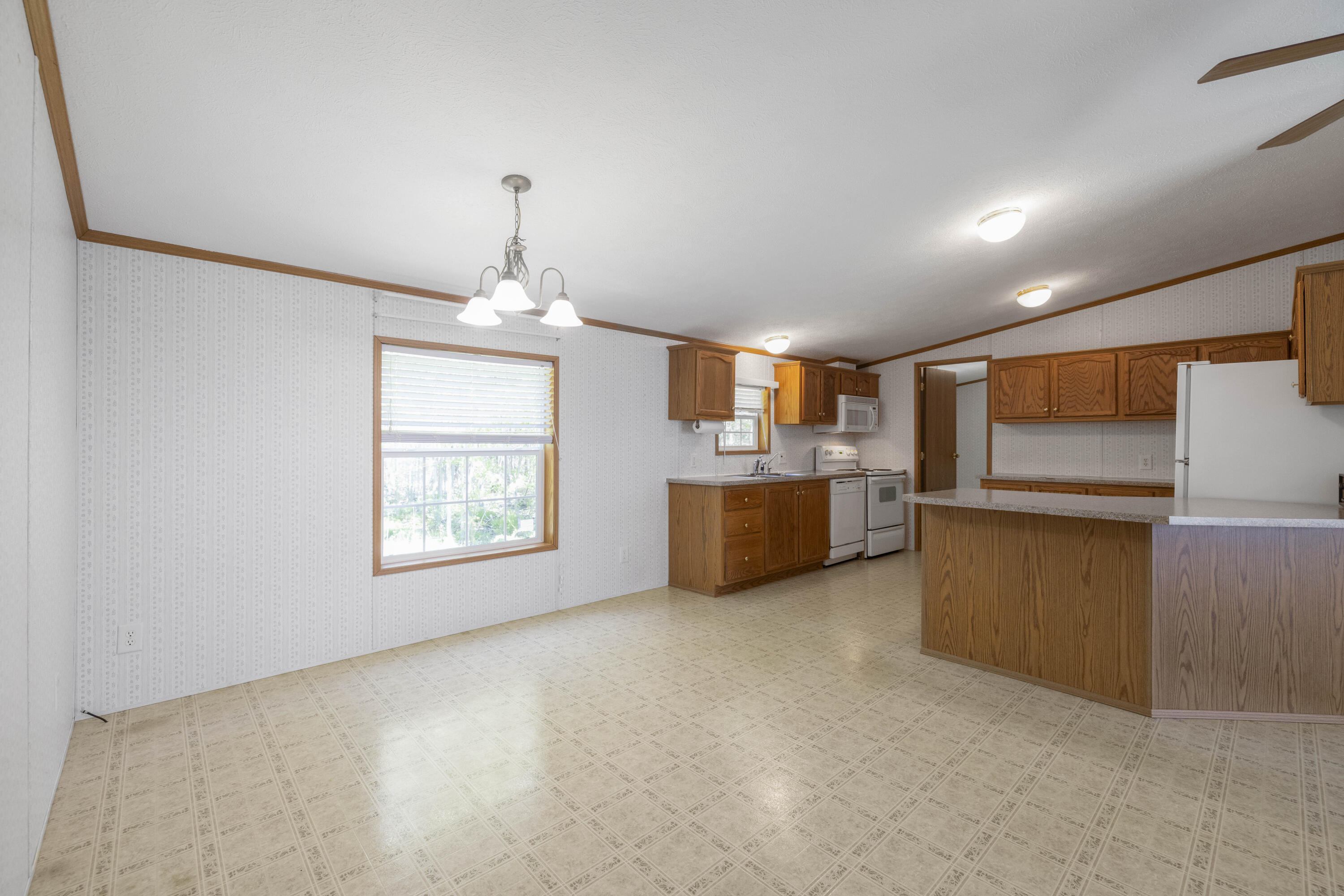 45 Burnt Mill Road, Unit 4 Wells, ME 04090 - Photo 2 of 32 3G0A0600