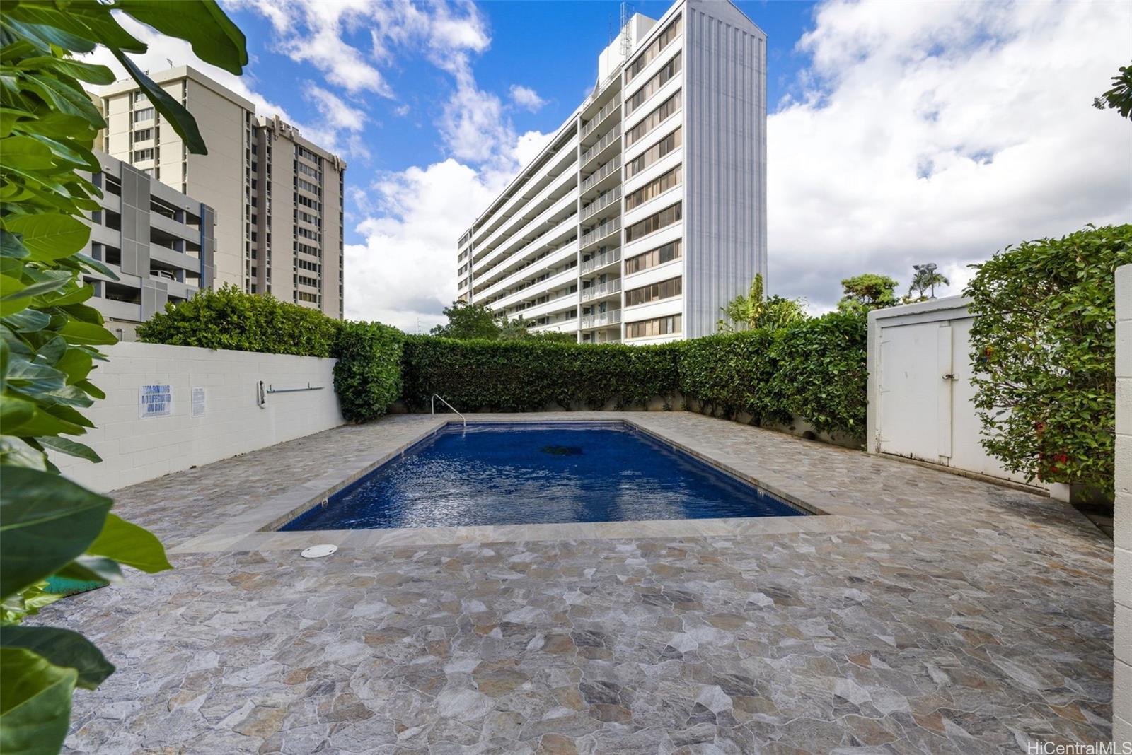 99-015 Kalaloa Street, Unit 702 Aiea, HI 96701 - Photo 9 of 11