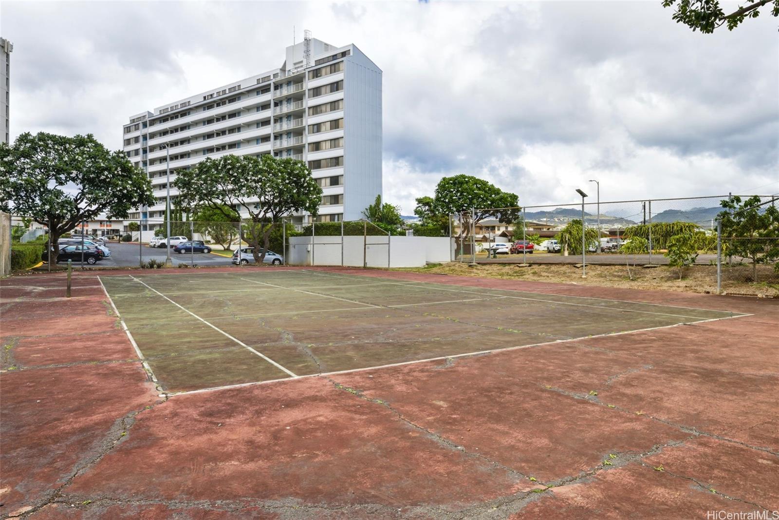 99-015 Kalaloa Street, Unit 702 Aiea, HI 96701 - Photo 10 of 11
