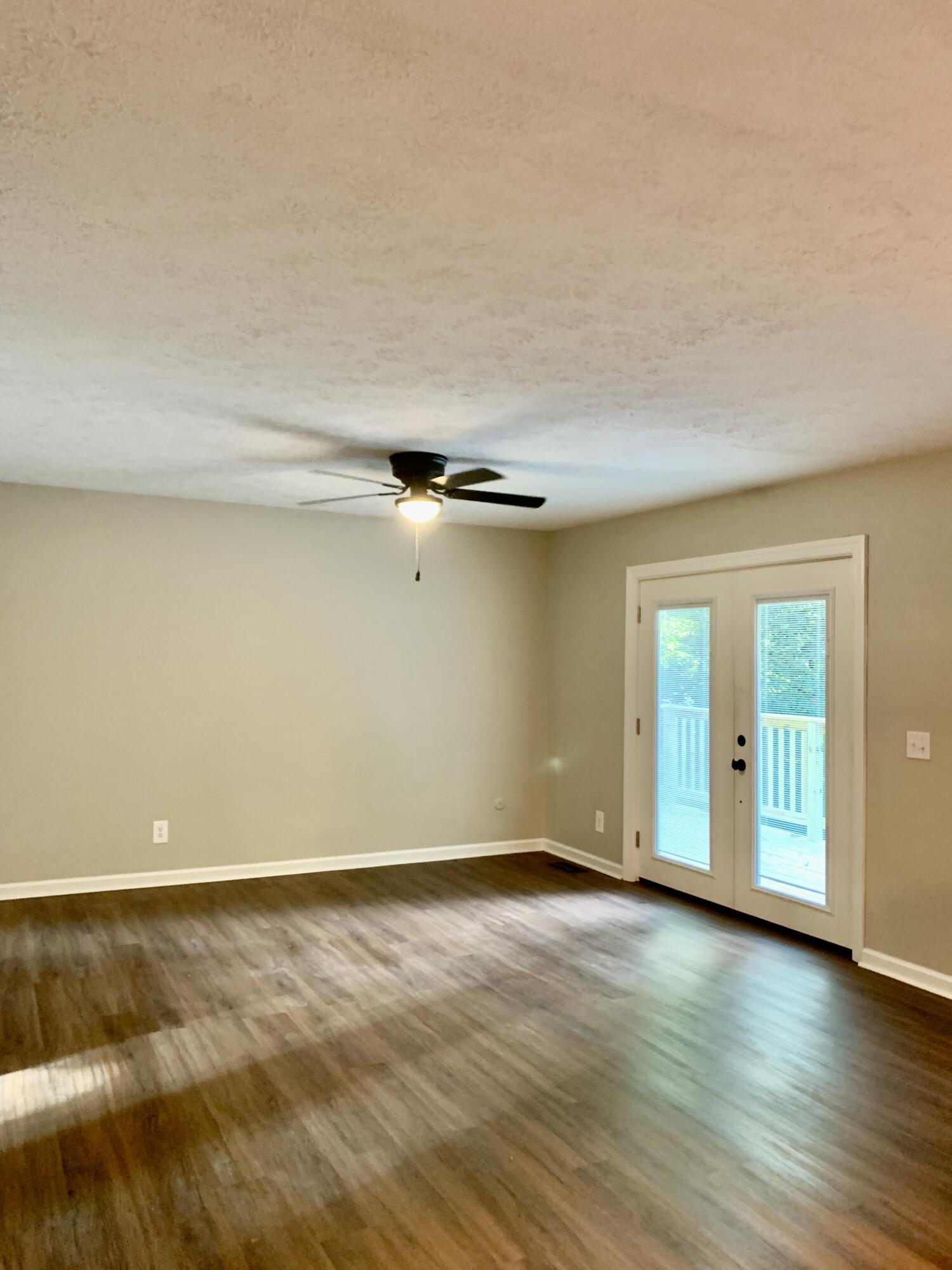 2075 Mt Zion Road Frankfort, KY 40601 - Photo 13 of 39 47D59415-8C29-49FD-819F-D2B289CBB018