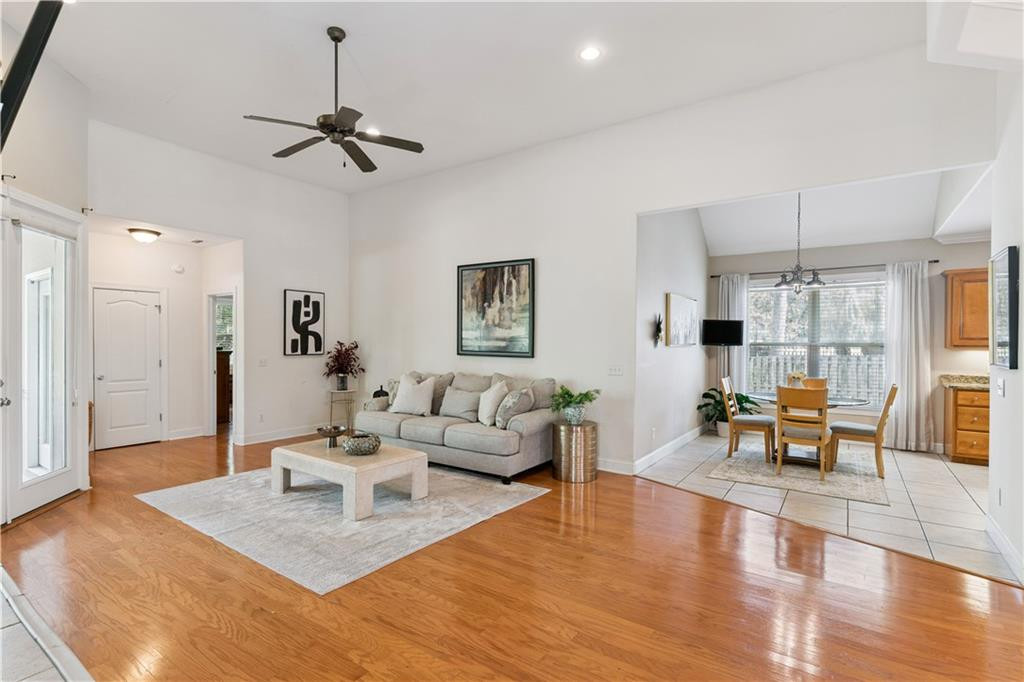 123 Simonton Way St. Simons Island, GA 31522 - Photo 5 of 24 Great Room open to Kitchen