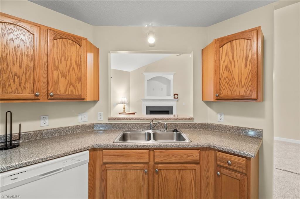 3505 Transou Road Pfafftown, NC 27040 - Photo 12 of 42 Gallery Image 12
