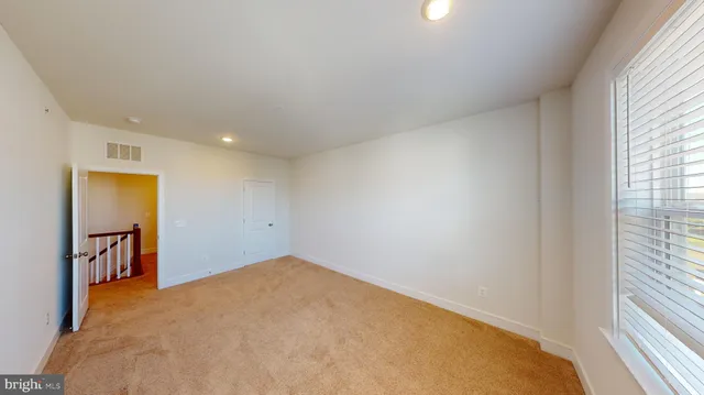 $2,900 | 41967 Pickwick Mill Terrace, Aldie, VA 20105