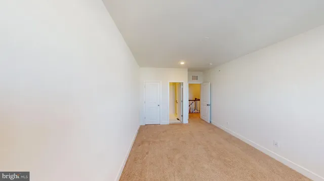 $2,900 | 41967 Pickwick Mill Terrace, Aldie, VA 20105