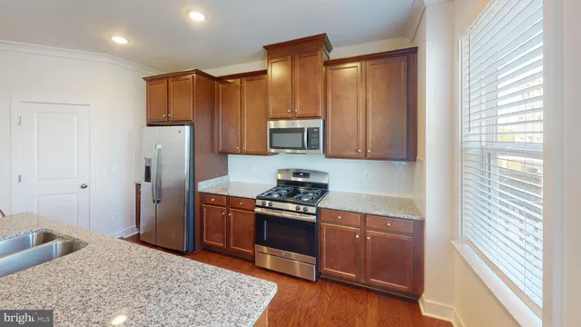 $2,900 | 41967 Pickwick Mill Terrace, Aldie, VA 20105