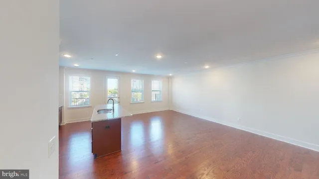 $2,900 | 41967 Pickwick Mill Terrace, Aldie, VA 20105