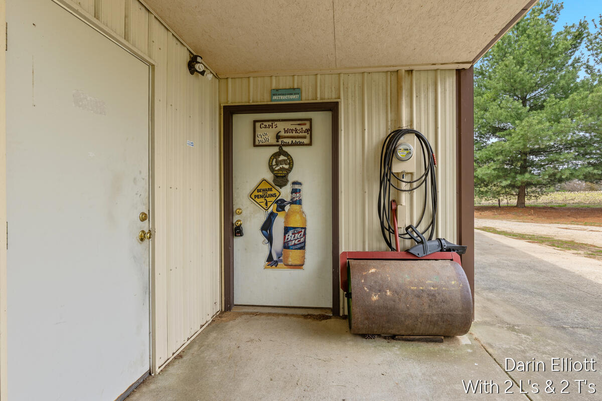 289 Dildine Road Ionia, MI 48846 - Photo 8 of 35 289-Dildine_002