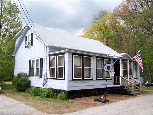 51 Rochambeau Street Goffstown, NH 03102 - Photo 1 of 5 Gallery Image 1