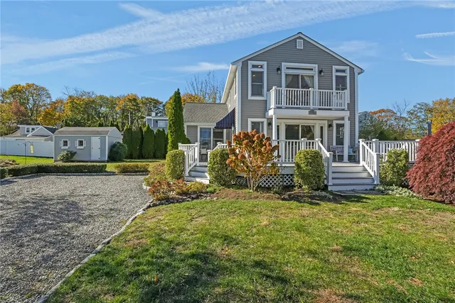 $750,000 | 4 Read Avenue, Warren, RI 02885