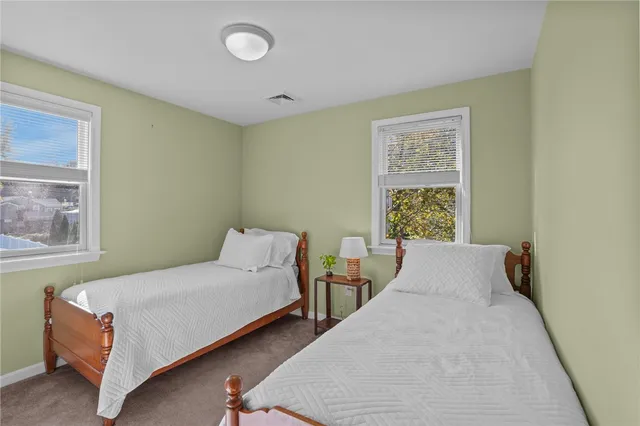 $750,000 | 4 Read Avenue, Warren, RI 02885